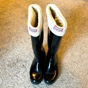 Black Gloss Hunter boots with socks size 6